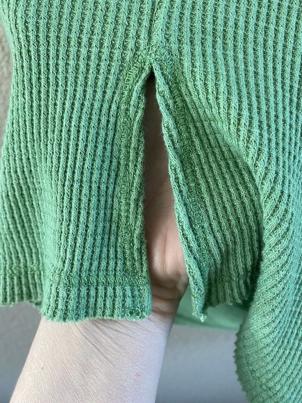 ANTHROPOLOGIE T.La GREEN NADIA CUT OUT THERMAL WAFFLE TUNIC TOP SMALL - Picture 8 of 12